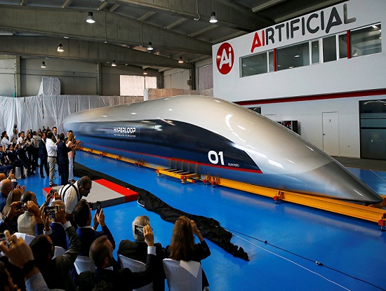 «Поезд будущего» Илона Маска показали в Испании