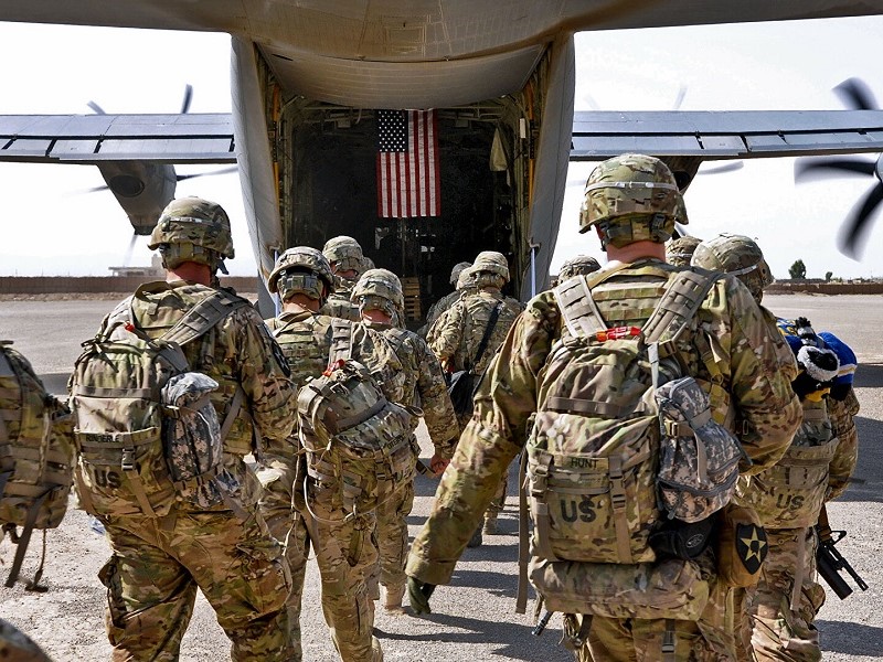Джо Байден пообещал отправить войска США в страны НАТО при вторжении России на Украину