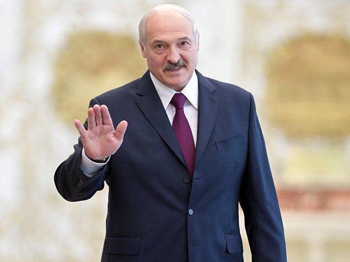 В Беларуси девушка не уступила дорогу кортежу Лукашенко