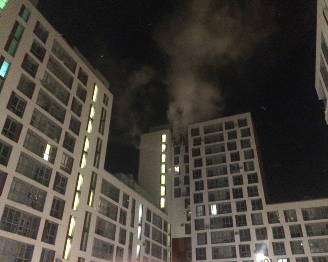 В подмосковной Балашихе взрывом обрушило крышу многоэтажки: есть жертвы