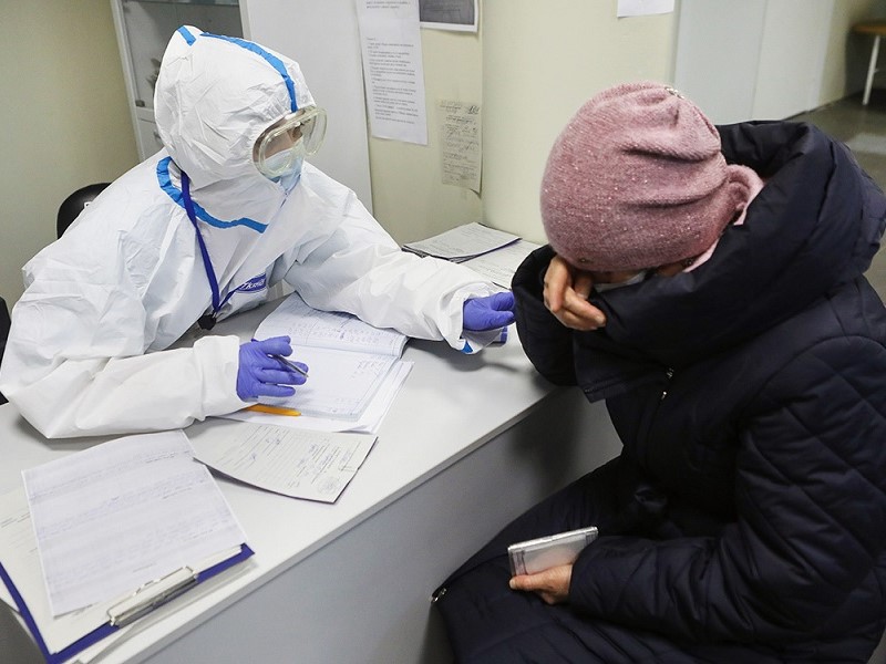 В России зафиксирован новый рекорд по числу заболевших ковидом - свыше 74 тысяч за сутки