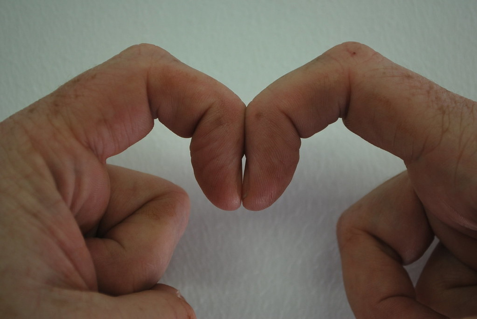 Новости дня: Ученые опубликовали тест, который выявляет рак легких по рукам