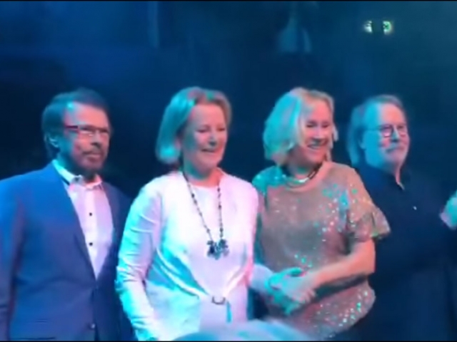 А год назад состоялся частный концерт, посвященный 50-летию творческого союза Бьорна Ульвеуса и Бенни Андерссона. Агнета Фельтског и Фрида Лингстад исполнили в честь своих коллег по группе песню 1980 года "Me and I".