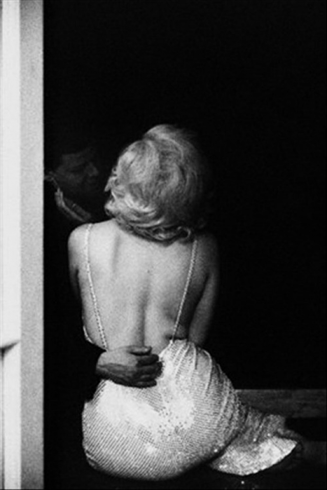 Фейковое фото Кеннеди с Мерлин Монро.
