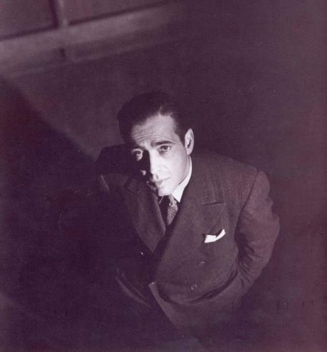 Хамфри Богарт. 1899-1957. Американский институт киноискусства признал его лучшим актером в истории американского кино. Трижды обладатель "Оскара".