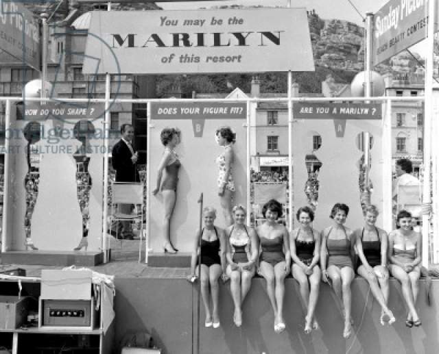 Мисс фигура Мэрилин Монро - 1958 год. Участницы могли сравнить свои фигуры с шаблонами фигур Мэрилин Монро. Победа доставалась участнице с самыми схожими параметрами. 