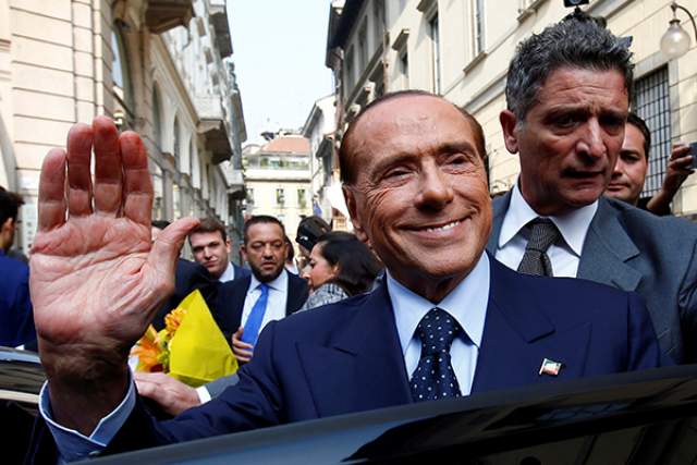 Вскоре выяснилось, что террорист был психически нездоров, и последние десять лет наблюдался у психиатра. На вопрос, почему он решил запустить "миланским собором" в Берлускони, Тарталья ответил: "Он мне не нравится". 