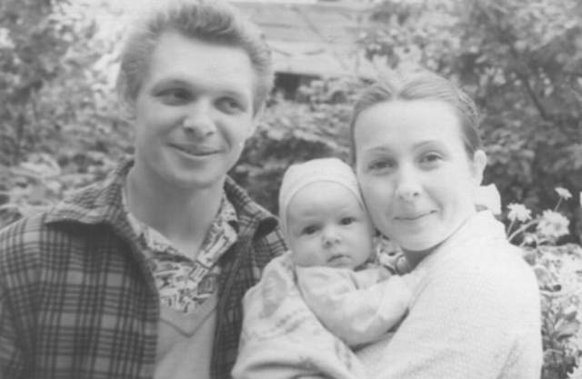 Эдуард Хиль с сыном Димой и женой Зоей, с которой прожил всю жизнь.