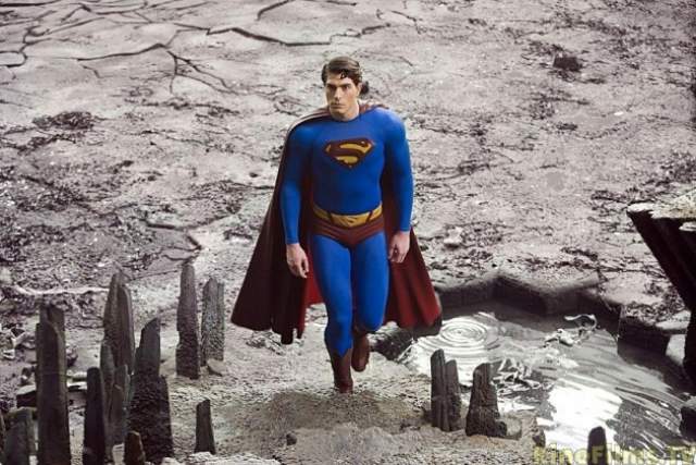 Не сложилась карьера у Кирка Аллена и Дина Кейна, которые также играли Супермена, причем сразу после выхода фильма. 