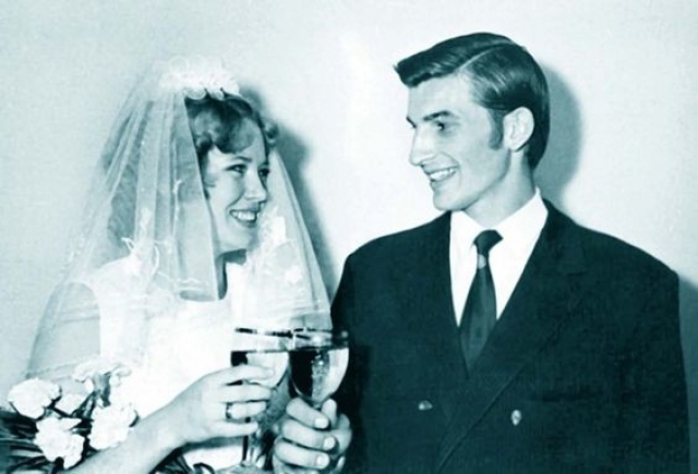 Татьяна и Владислав Третьяк. Спортсмен женился в 1972 году, будучи на тот момент самым молодым олимпийским чемпионом-хоккеистом.