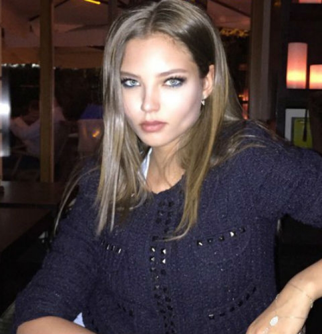 Алеся Кафельникова. 18-летняя дочь прославленного теннисиста - настоящая звезда соцсетей.