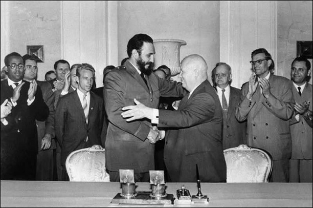В ходе визита состоялось и несколько встреч Фиделя Кастро с Никитой Хрущевым, которые происходили в резиденциях и на дачах генсека.
