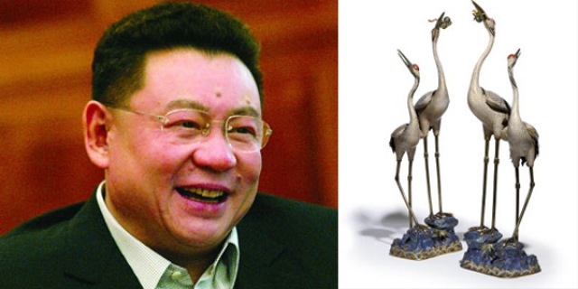 Гонконгский магнат Джозеф Лау отдал 16,7 миллиона долларов за две античные скульптуры птиц, которые в китайской традиции символизируют долголетие.