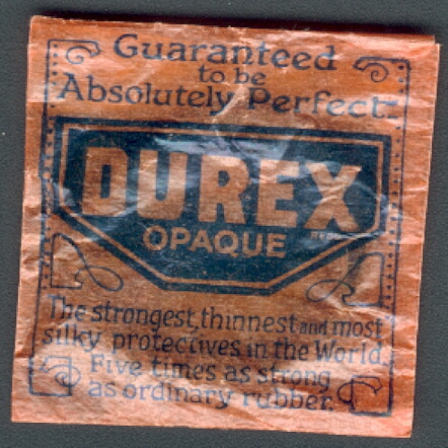 Лишь в 1932 году английская London Rubber Company, в прошлом занимавшаяся розничной продажей немецких презервативов, стала первым европейским производителем презервативов из латекса, названных Durex.