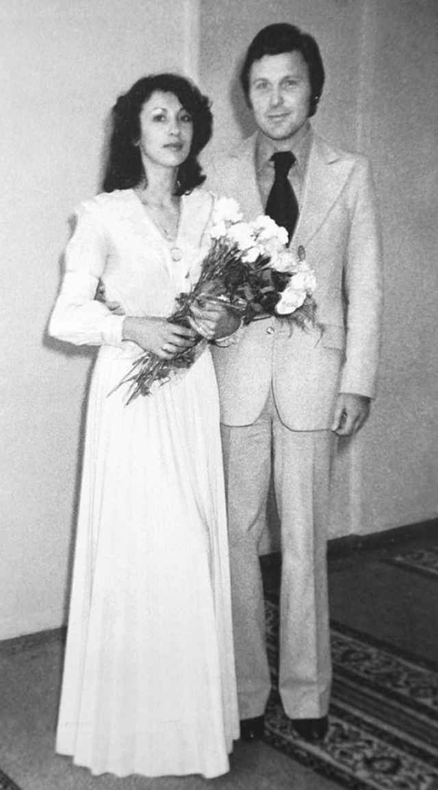 Лев и Ирина Лещенко поженились в 1978 году и до сих пор вместе.