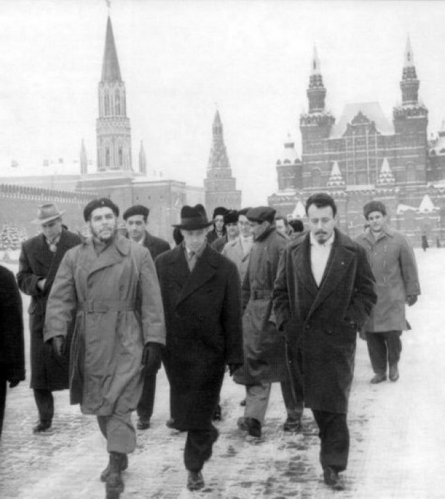 В 1960 году Че Гевара во главе экономической миссии Кубы посетил страны социалистического блока, в числе которых оказался Советский Союз.