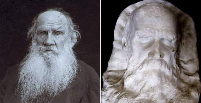 "Первое, что привлекло мое внимание: полуоткрытый правый глаз и густая, сердито поднятая бровь. Суровое, нахмуренное лицо..." - рассказывал все тот же скульптор о работе над маской Льва Толстого . 