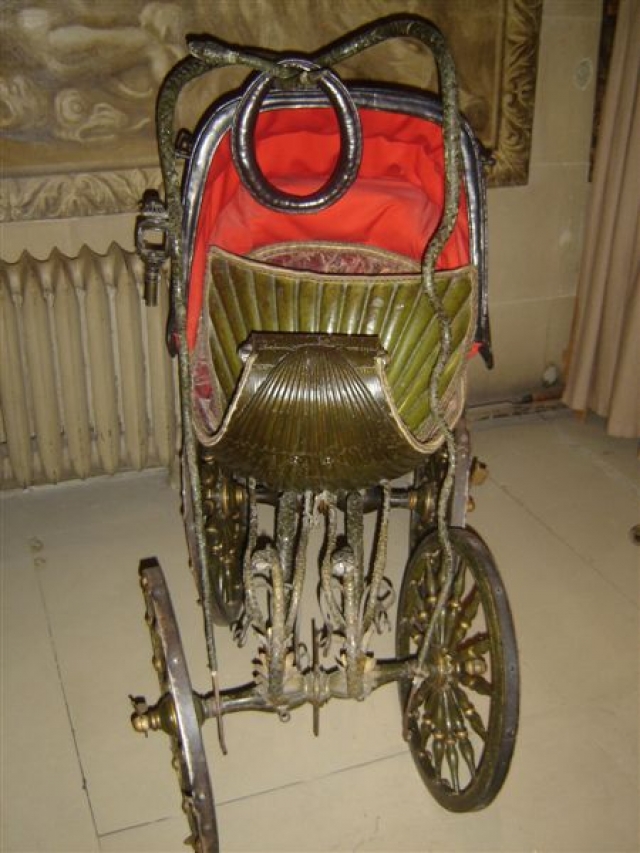 До 1840-х годов коляски были роскошью, которую могли позволить себе только очень знатные и очень богатые люди.