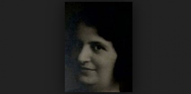 Мария Неизвестная , называвшая себя Аверис Яковелли появилась в одной из польских деревень 23 января 1919 года. Ее тело было покрыто шрамами от серьезных ранений. Аверис пыталась несколько раз вернуться в Россию, но в конечном итоге в 1921 году вышла замуж за польского солдата и родила сына Николая.