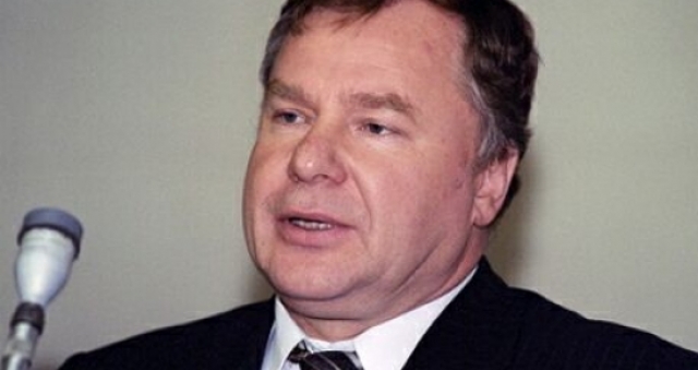 Виктор Шершунов (1950 -2007) - губернатор Костромской области, неоднократно избираемый и назначаемый на данную должность.