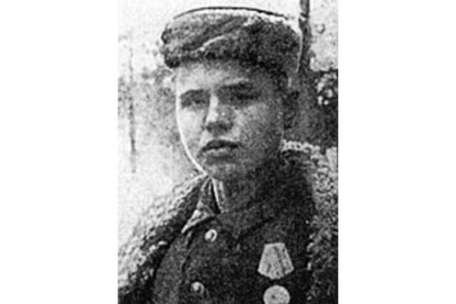 Леня Голиков, (1926-1943). Бригадный разведчик 67-го отряда 4-й ленинградской партизанской бригады.
