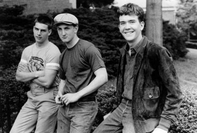 Том Круз, Шон Пенн и Тимоти Хаттон на сьемках фильма "Отбой", 1981 год. 