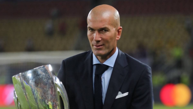 С января 2016 года Зидан - главный тренер "Реал Мадрид", привел команду к двум победам в Лиге Чемпионов и один раз — в чемпионате Испании, обладатель Суперкубка УЕФА 2016 и 2017 годов. По окончании спортивной карьеры Зинедин также стал много заниматься благотворительной деятельностью и пользуется успехом у модных брендов.