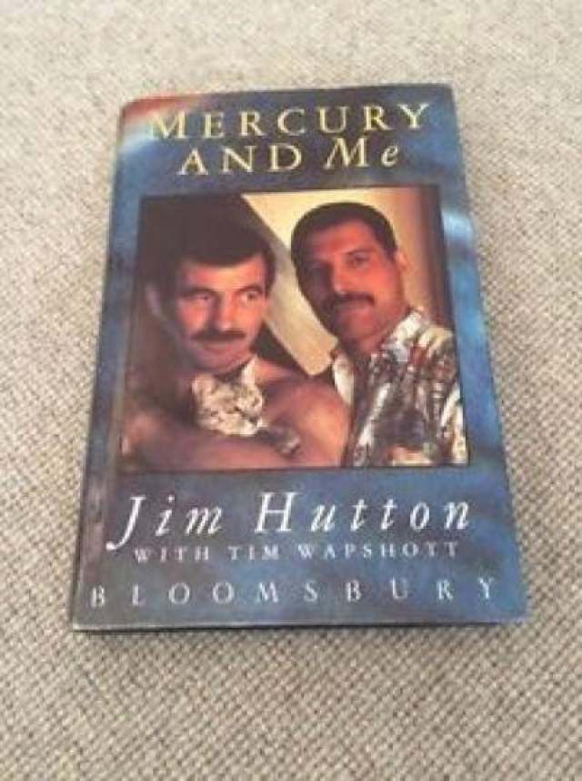 История Хаттона и Меркьюри продолжает оставаться таинственной, хотя в 1994 году увидела свет книга Джима Хаттона "Mercury and Me", которая действительно шокировала публику откровенностью. 