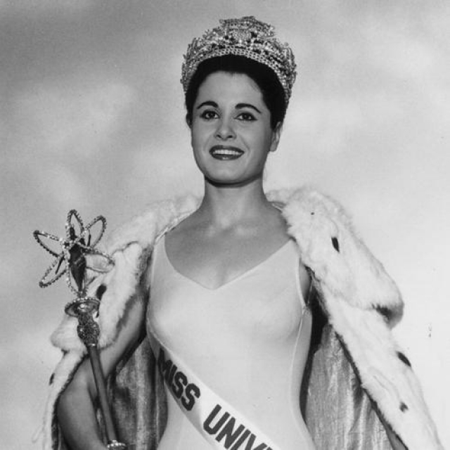 Норма Нолан, Аргентина. «Мисс Вселенная — 1962». 24 года, рост 166 см.