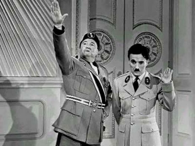 После выхода "Диктатора" на экраны нацистская пропаганда начала называть Чаплина евреем. По данным документального фильма "The Tramp and the Dictator" (2001 год), фильм "Великий диктатор" был послан Гитлеру, и Гитлер посмотрел его.
