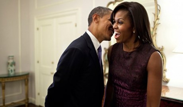 Барак Обама , президент США: порой фамильярничает, сам не зная, почему. Свою склонность называть посторонних женщин "дорогушами" считает дурной привычкой.