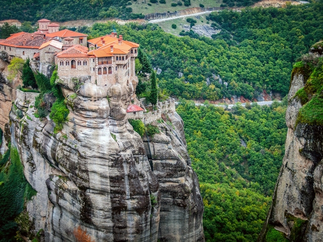 Монастырь Варлаама в Греции. Gary Arndt, National Geographic Your Shot