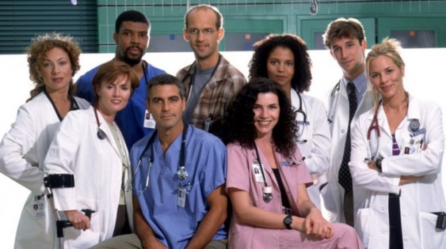 Кстати сценарий про врачей все же добрался до ТВ и стал одним из самых успешных и долгоидущих сериалов в истории – "Скорая Помощь".