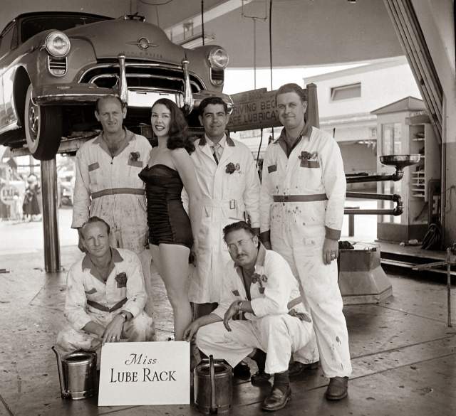 Мисс машинное масло - 1955 год. 