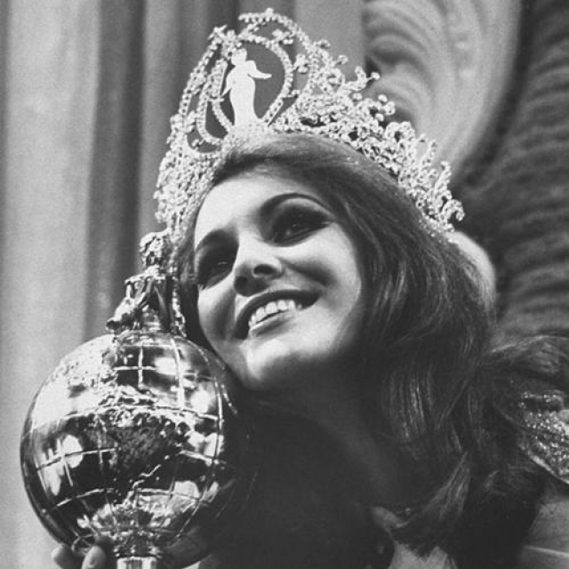 Марта Васконселлос, Бразилия. «Мисс Вселенная — 1968». 20 лет, рост 172 см.