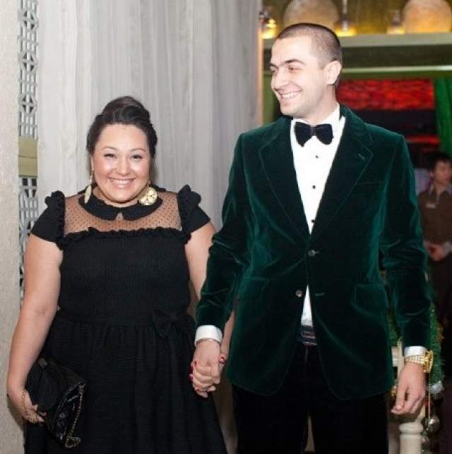 Сейчас у мага наладилась личная жизнь. В своем Instagram она часто публикует снимки с мужем Алексеем Гажиенко, родным братом участника "Дома-2" Ильи Гажиенко. 