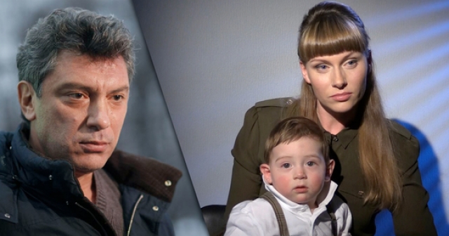 Две женщины признались, что являются матерями незаконнорожденных сыновей политика: Екатерина Ифтоди родила сына Бориса за год до гибели Немцова, а модельер Анна Лесникова также воспитывала его 17-летнего отпрыска.