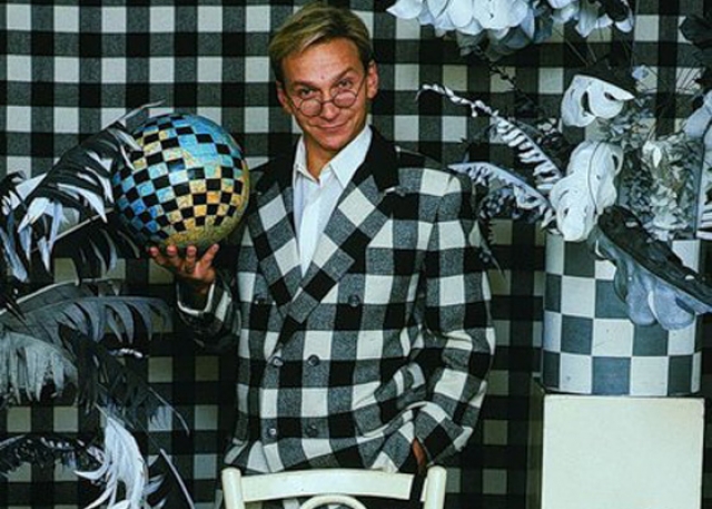 Пик популярности Игоря Угольникова пришелся на начало девяностых. Сначала в эфир вышла программа "Оба-на!", затем последовало столь же забавное "Угол-шоу!" В 1996 году Игорь выпустил цикл передач "Доктор Угол".