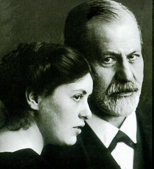 Одна из дочерей Зигмунда Фрейда , Софи , умерла в 1920 году от гриппа в 27-летнем возрасте.