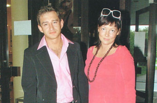 Константин Хабенский. В начале карьеры актер познакомился с журналисткой Анастасией. С начала 90-х их отношения крепли, а в 2000 году они заключили брак.