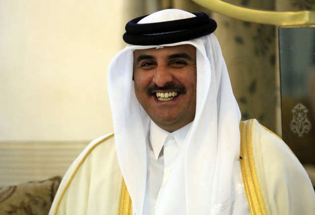 Тамим бин Хамад Аль Тани. Эмир Катара - фанат спорта, именно поэтому он буквально застроил всю страну стадионами и завоевал право провести чемпионаты мира по боксу (2015) и по футболу (2022).
