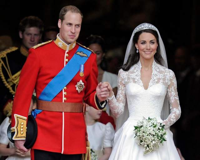 К ейт Миддлтон и принц Уильям ($34 млн). В 2011 году весь мир следил за свадьбой наследника британского престола: на YouTube трансляцию церемонии посмотрели более 72 млн человек. Свадьба оказалась по-настоящему грандиозной.