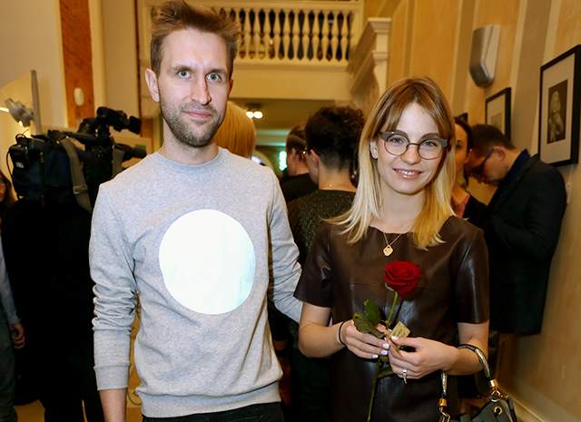 В декабре 2017 года Иван женился на девушке Анне. 