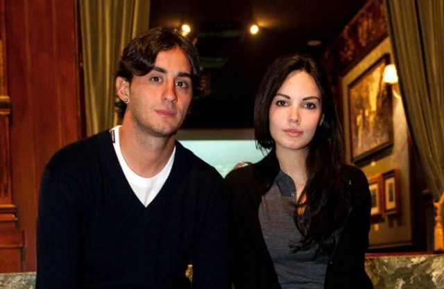 В 22 года итальянская актриса родила ему дочку, а через год, 4 июля 2012 года, они поженились.