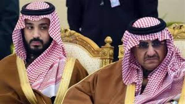 Покушение на принца Саудовской Аравии Мухаммеда бин Найефа в августе 2009-го считается самым нестандартным. Член "Аль-Каиды" Абдулла аль-Азири решил взорвать себя возле принца. Чтобы охрана пропустила его, смертник ввел пластиковую взрывчатку-свечу в задний проход. 