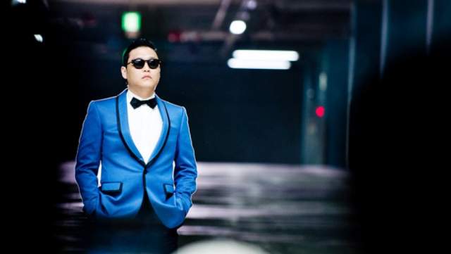 PSY – "Gangnam Style", 2012 год. В 2019 году просмотрами в количестве одного миллиарда мало кого удивишь, а вот в 2012-м такого результата добился только эксцентричный кореец PSY. Кроме яркого ролика, "Gangnam Style" открыл миру жанр K-pop.