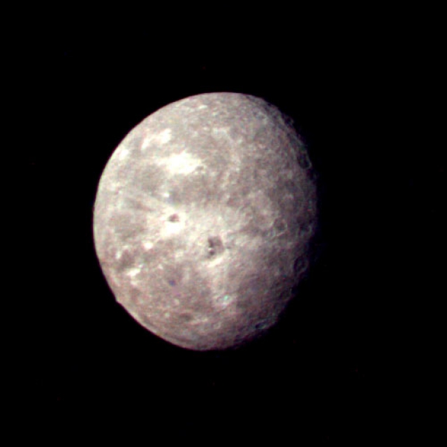 Спутник Урана Оберон, 24 января 1986 года.