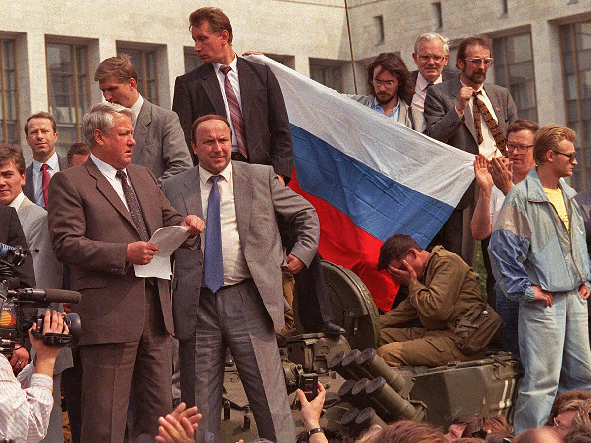 Вопросы по случаю 31-й годовщины ГКЧП, как попытки спасти СССР от распада